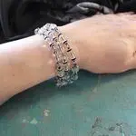 Браслет с прозрачными камнями - горный хрусталь