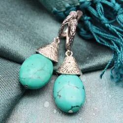 Серьги из зеленой бирюзы