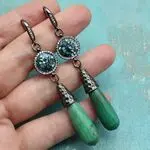 Серьги из перламутра и хризопраза