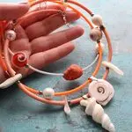 Сет из чокеров с натуральными камнями - коралл, жемчуг, перламутр