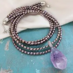 Ожерелье из жемчуга темно-лилового оттенка и аметиста
