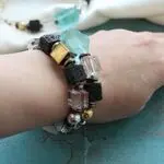 Стильные браслеты с крупными камнями