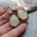 Серьги гвоздики из перламутра