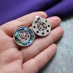 Стильные серьги из перламутра