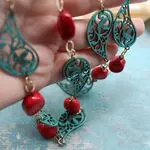 Колье из красных кораллов
