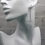 Длинные серьги с прозрачными камнями