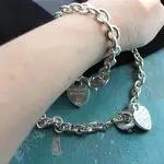 ожерелье и браслет с подвесками