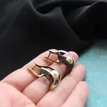 Стильные сережки с жемчугом