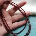 Гранатовые бусы