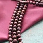 Стильное ожерелье из жемчуга