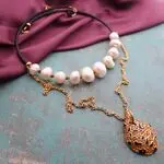 Ожерелье с крупным жемчугом
