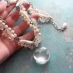 Колье с подвеской из горного хрусталя