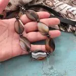 Бусы с агатами