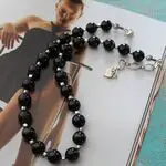 Ожерелье из агата