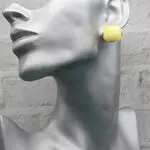 Серьги гвоздики из янтаря