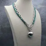 Колье с бирюзой и цепями