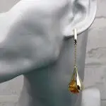 Золотые серьги с янтарем