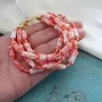 Браслет с розовым коралом