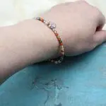 Элегантный браслет с цирконом