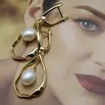 Золотые серьги с жемчугом