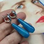 Стильные серьги с голубыми агатами
