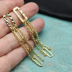 Стильные серьги цепи