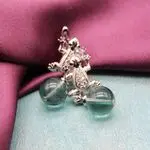 Серьги с зелеными камнями - флюорит