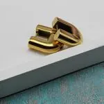 Стильные серьги 