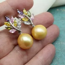 Серьги с крупным золотым жемчугом