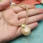 Колье с цирконами и подвесками