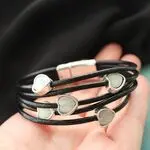 Браслет с сердечками