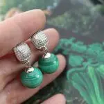 Авторские серьги с малахитом