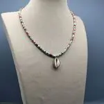 Чокер с ракушкой