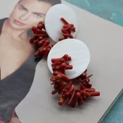 Серьги с природными кораллами
