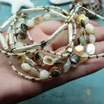 Натуральные материалы в украшениях