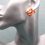 Модные серьги в виде цветов